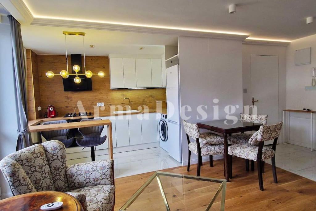 Arma Design 2 Bedrooms * Warszawa