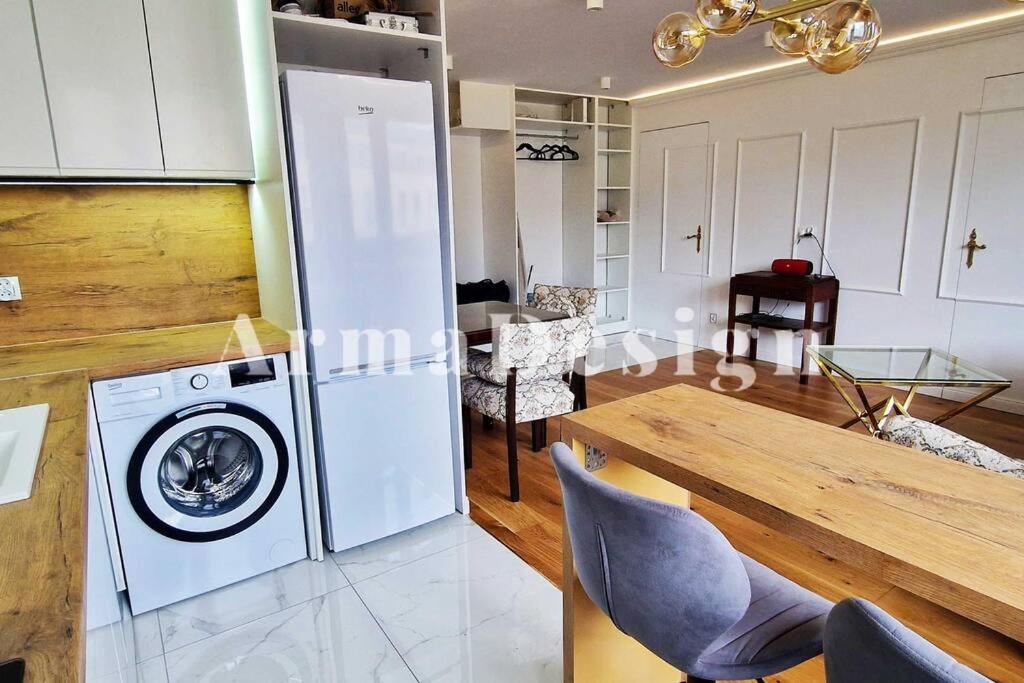 Arma Design 2 Bedrooms Apartament *