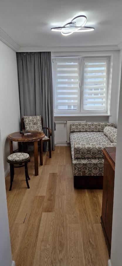 Arma Design 2 Bedrooms Warszawa
