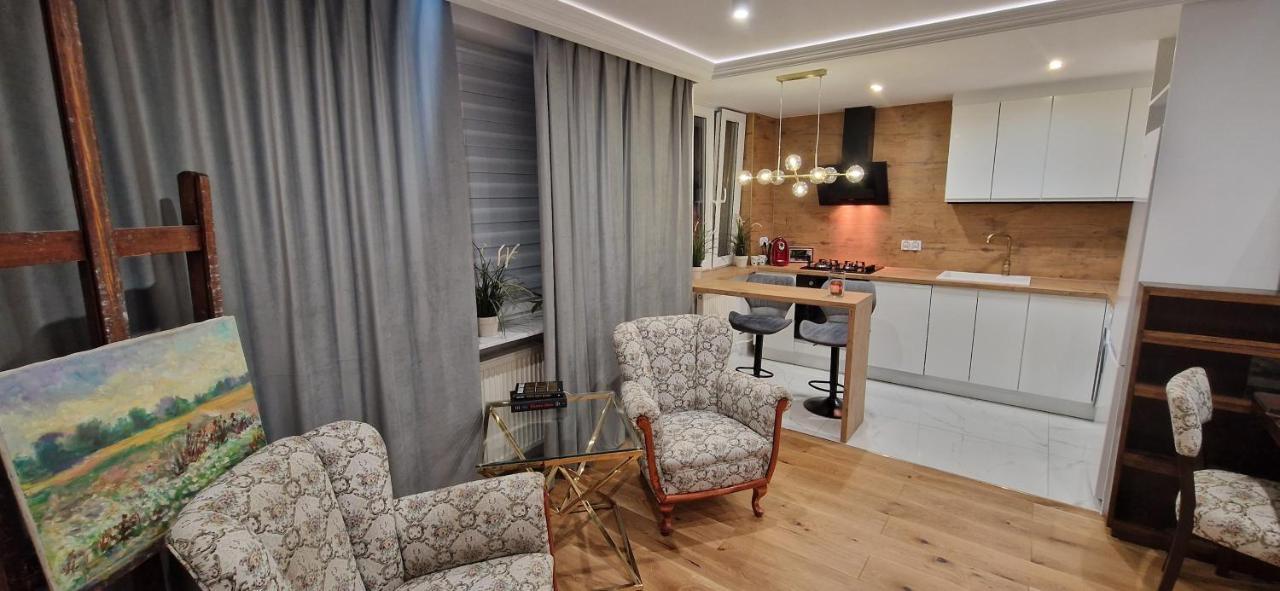 Arma Design 2 Bedrooms * Warszawa